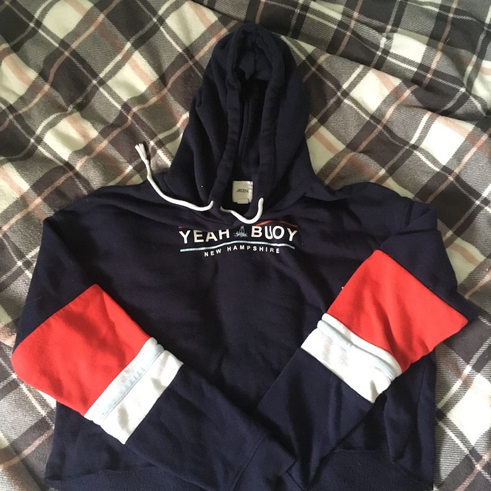 YEAHBUOY Cropped Longsleeve